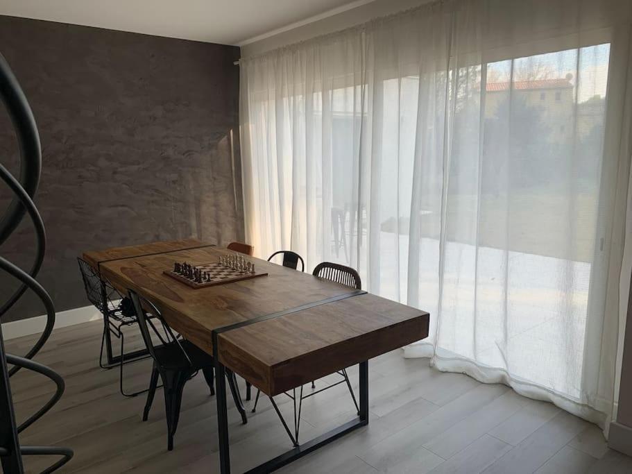 Villa Familiale 9 Pers Cabries Entre Aix Et Marseille 5 Min Gare Aix Tgv 15 Min Aeroport Mp Exterior photo